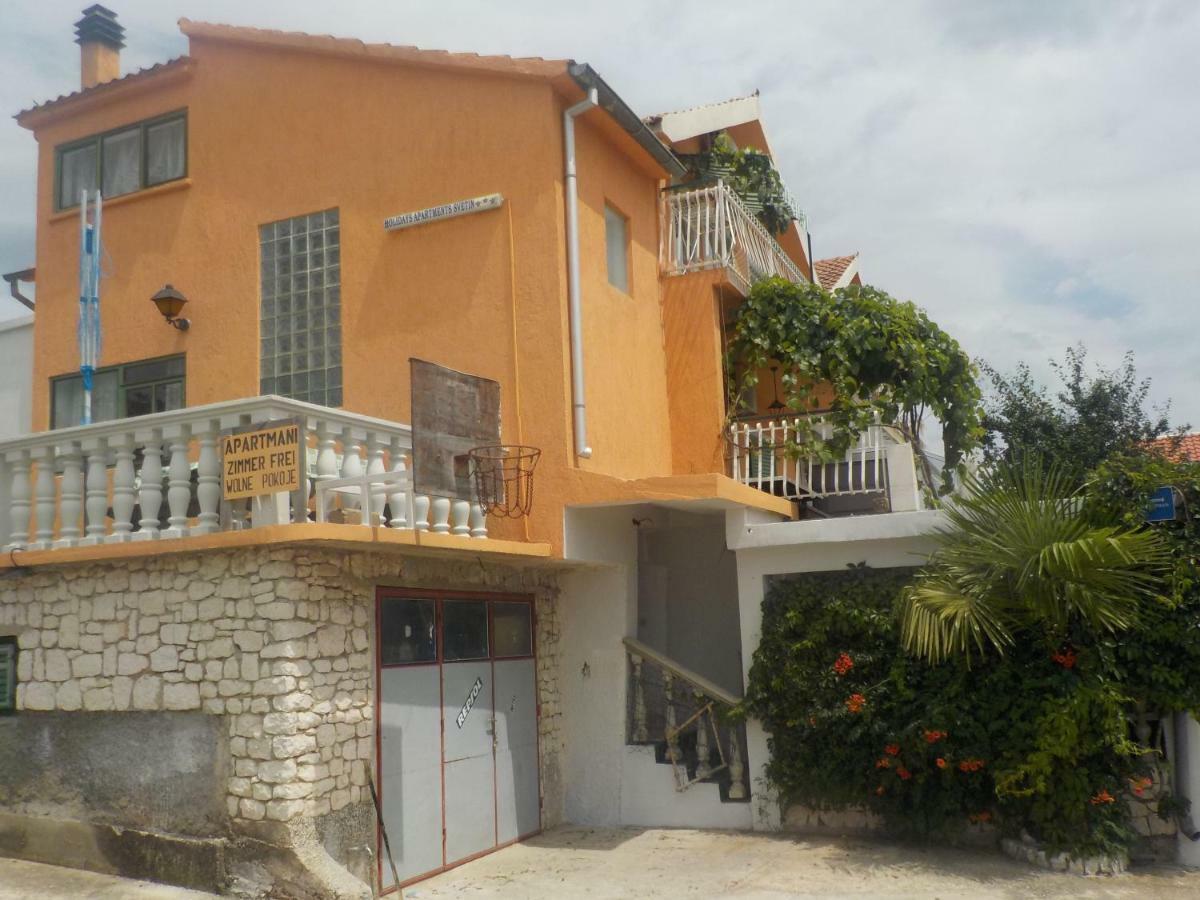 Svetin Apartments Grebastica Exterior photo